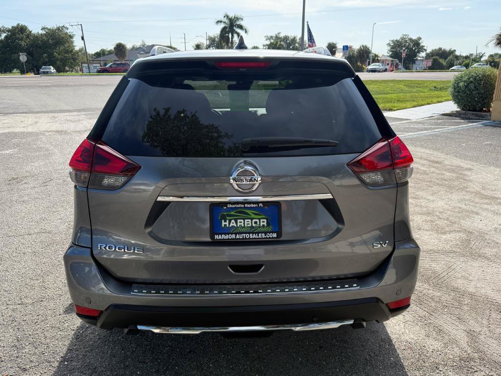 Used 2019 Nissan Rogue SV FWD image 5