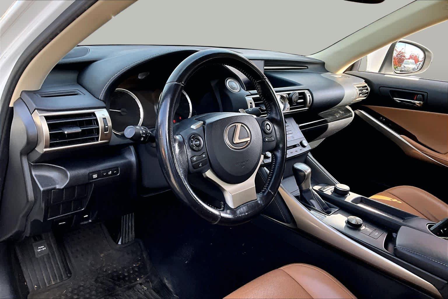 Used 2015 Lexus IS 250 AWD w/ Premium Package image 18