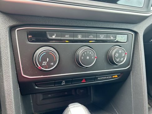 Used 2022 Volkswagen Atlas SE FWD image 23