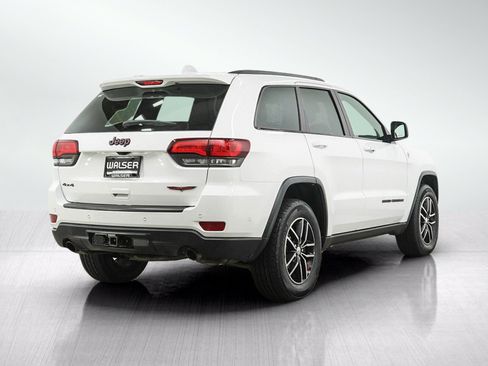 Used 2018 Jeep Grand Cherokee Trailhawk w/ Trailhawk Luxury Group AWD/4WD image 5