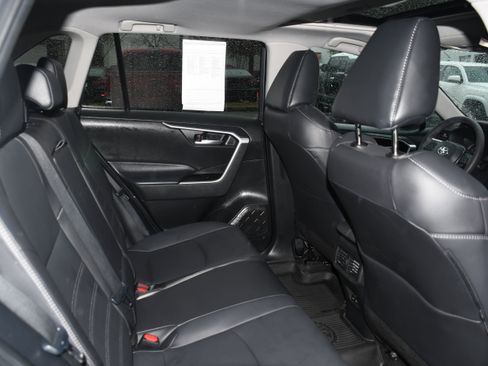 Certified 2023 Toyota RAV4 XLE Premium image 20