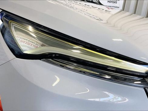 Used 2023 Buick Enclave Essence FWD image 26
