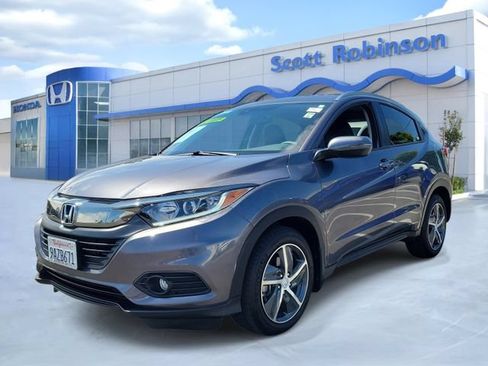 Certified 2022 Honda HR-V EX image 2