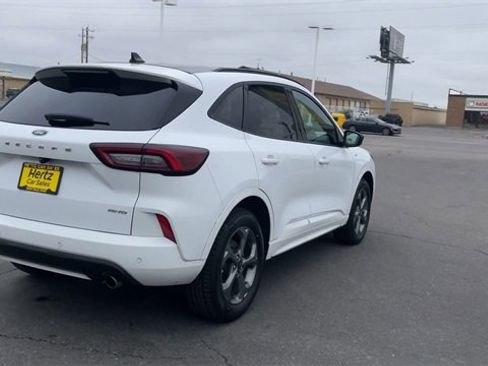 Used 2023 Ford Escape ST-Line w/ Tech Pack #1 image 9