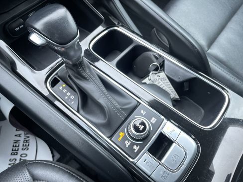 Certified 2023 Kia Telluride S image 14