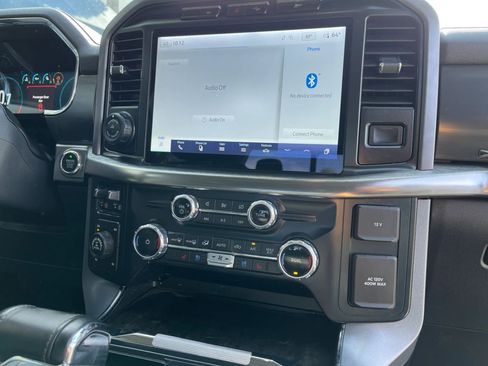 Used 2022 Ford F150 Lariat image 33