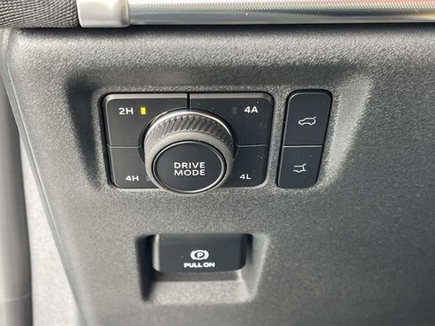 New 2026 Ford Expedition Platinum w/ Stealth Performance Package image 34