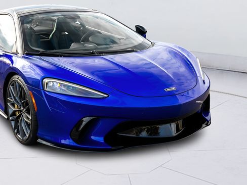 New 2025 McLaren GTS RWD image 20