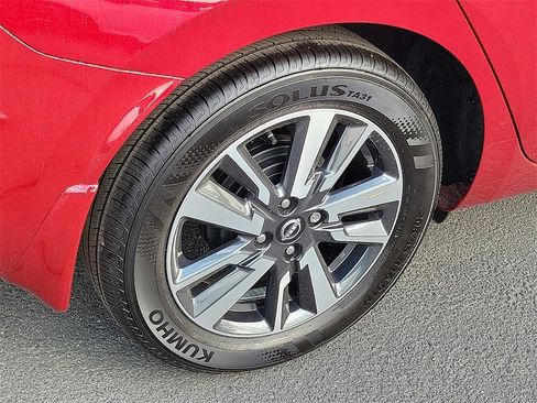 New 2025 Nissan Versa SV w/ Trunk Package image 3