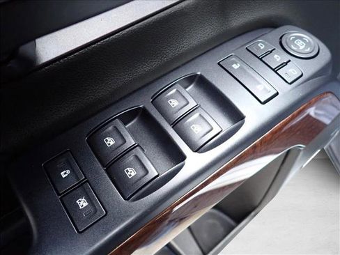 Used 2018 GMC Sierra 1500 SLT image 16