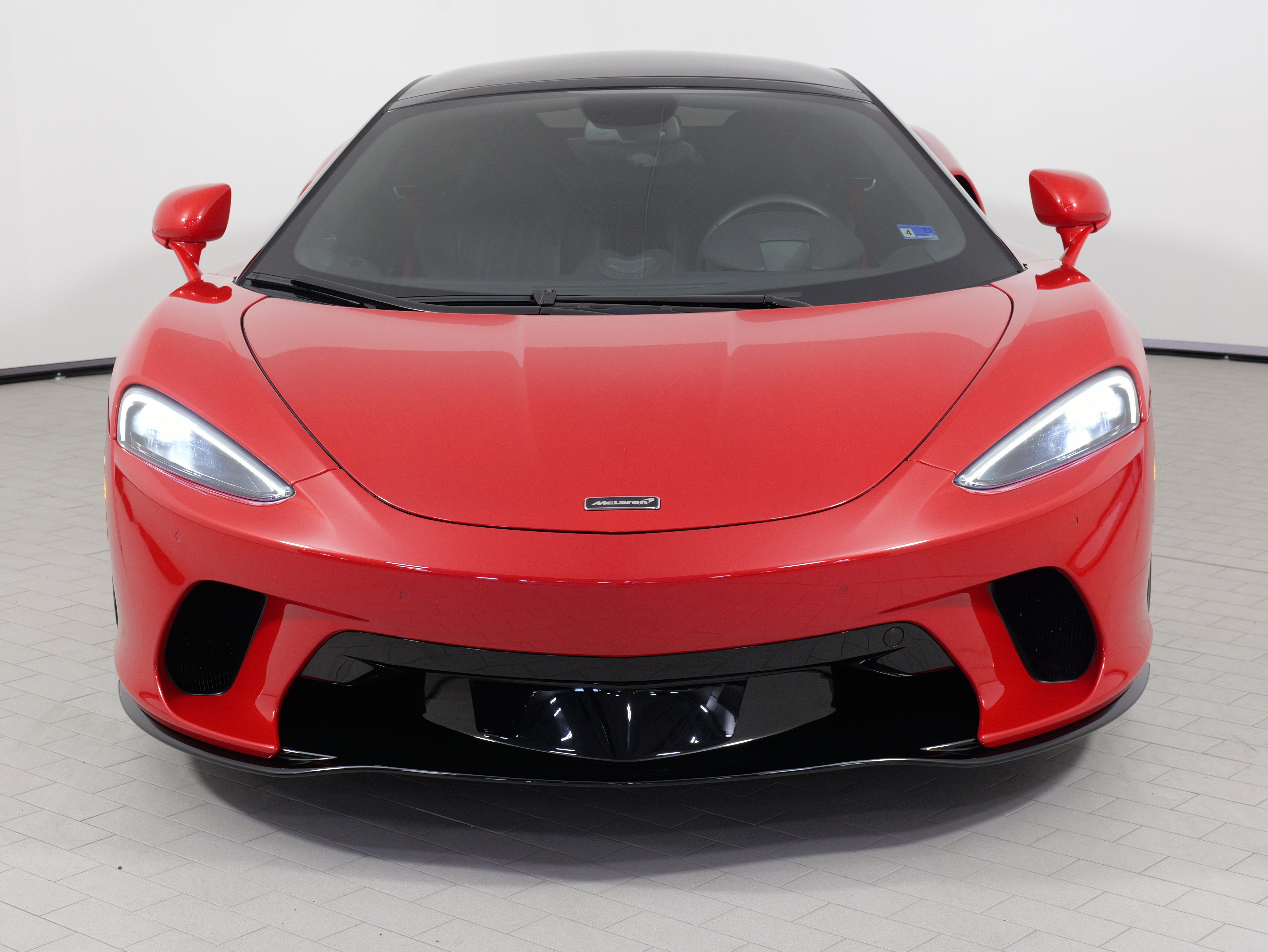 Used 2022 McLaren GT RWD image 5