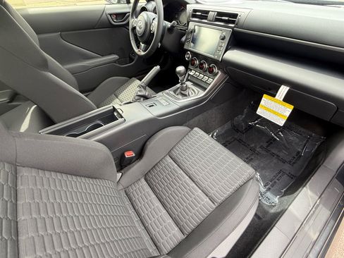 New 2025 Toyota GR86 image 21