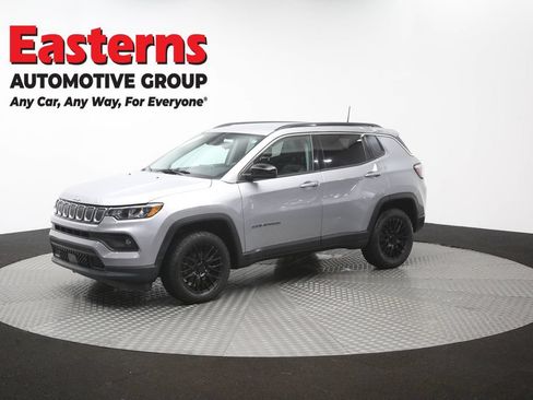 Used 2022 Jeep Compass Latitude AWD/4WD image 55
