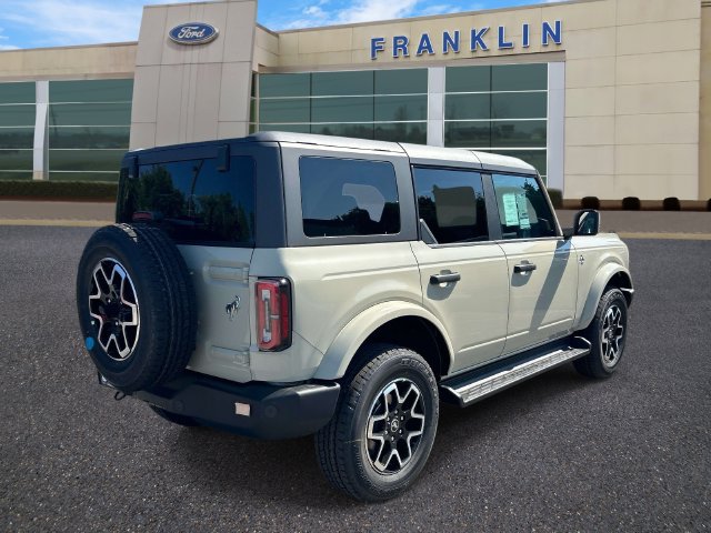 New 2026 Ford Bronco Outer Banks AWD/4WD image 7