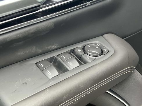 New 2026 GMC Yukon XL Elevation w/ Elevation Premium Package image 18