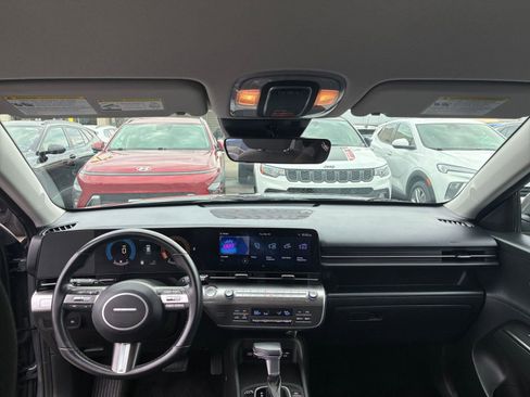 Used 2025 Hyundai Kona SEL image 34