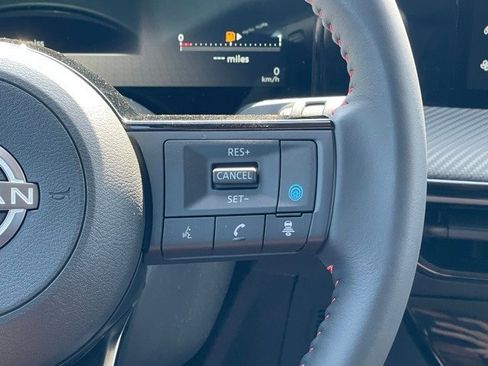 New 2025 Nissan Kicks SR image 22