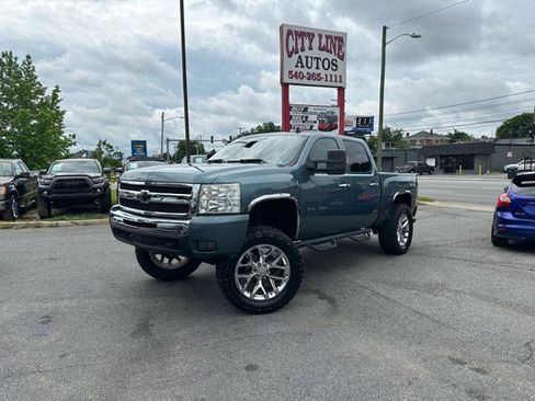 Used 2009 Chevrolet Silverado 1500 LT w/ Power Pack Plus AWD/4WD image 1