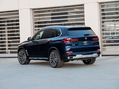 New 2026 BMW X5 xDrive40i w/ Executive Package image 2