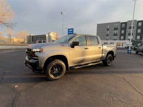 Used 2020 Chevrolet Silverado 1500 LT Trail Boss image 4