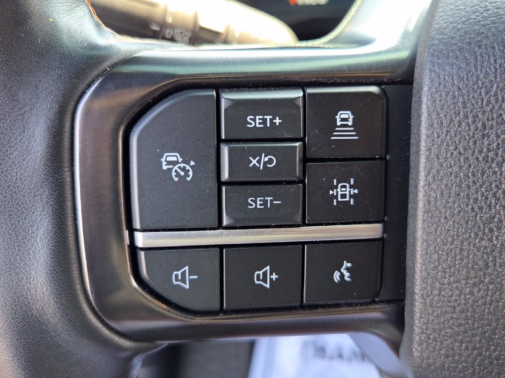 Used 2024 Ford Expedition Platinum AWD/4WD image 35