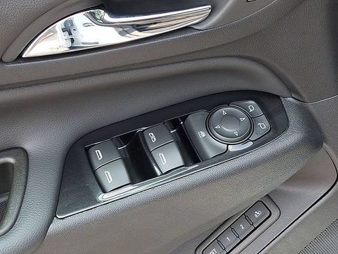 Certified 2024 Chevrolet Equinox Premier AWD/4WD image 21