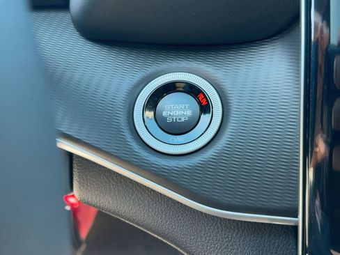 New 2025 Jeep Grand Cherokee L Laredo image 26