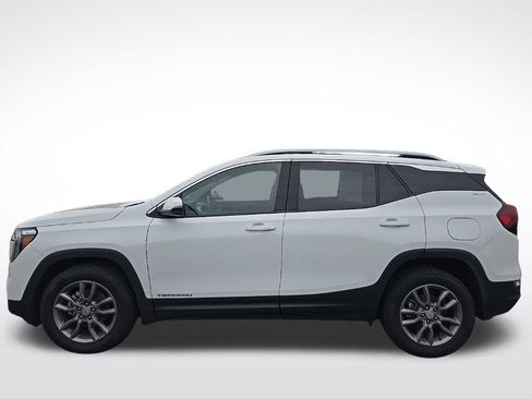 Used 2023 GMC Terrain SLT image 5