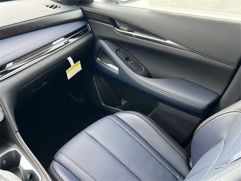 New 2026 INFINITI QX60 Sport image 15