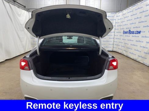 Used 2018 Chevrolet Impala Premier image 13