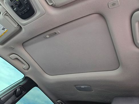 Used 2023 Toyota Corolla Cross LE w/ Moonroof Package FWD image 10