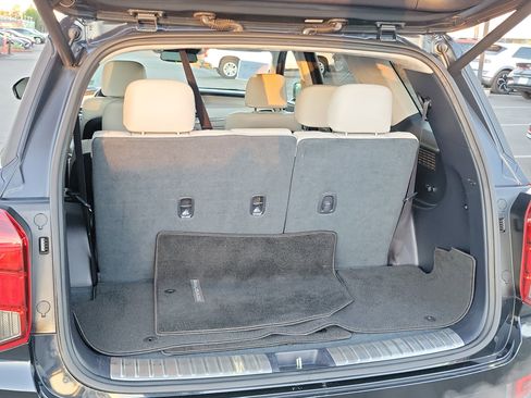 Used 2021 Hyundai Palisade Calligraphy image 18