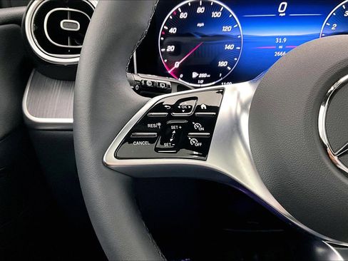 Used 2026 Mercedes-Benz GLC 300 image 20