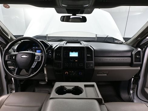 Used 2021 Ford F250 XL w/ Power Equipment Group image 26