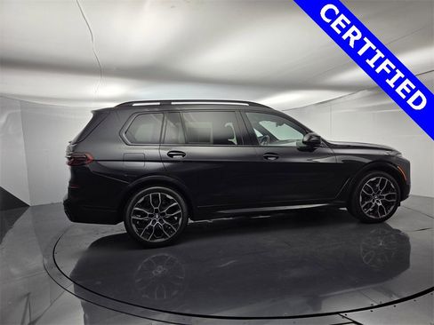 Used 2023 BMW X7 xDrive40i w/ M Sport Package image 8