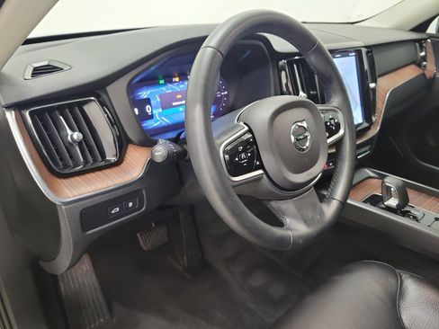 Certified 2023 Volvo XC60 T8 Plus w/ Climate Package image 20