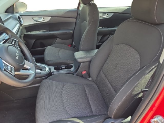 Used 2024 Kia Forte LXS FWD image 17