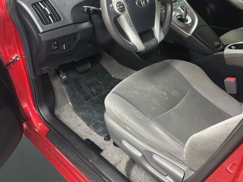 Used 2014 Toyota Prius Two FWD image 22