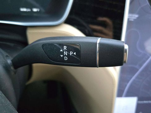 Used 2016 Tesla Model S 75 image 38