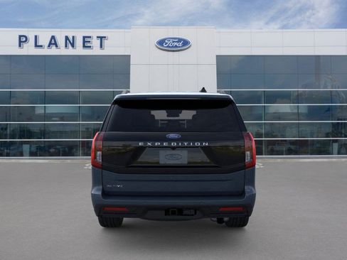 New 2026 Ford Expedition Active RWD image 5