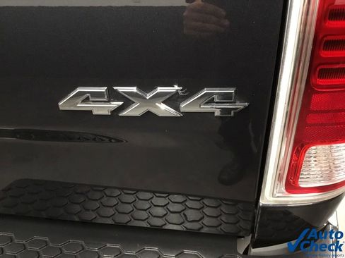 Used 2015 RAM 1500 Laramie w/ Convenience Group image 20