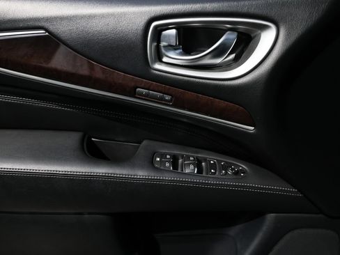 Used 2019 INFINITI QX60 Luxe w/ Sensory Package AWD/4WD image 13
