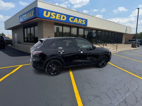 Used 2024 Honda HR-V Sport image 2