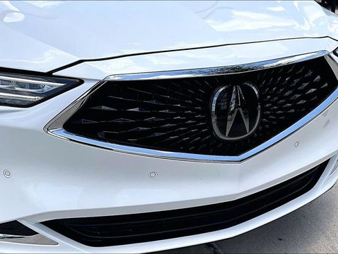 Used 2024 Acura MDX SH-AWD w/ Technology Package image 32