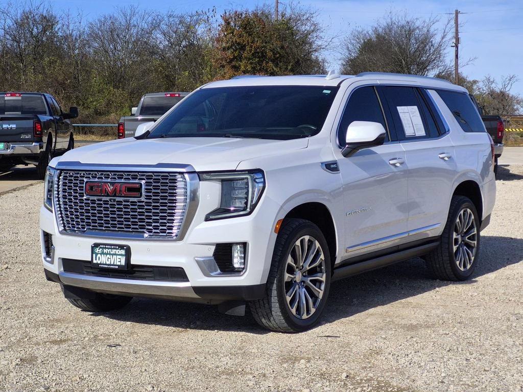 Used 2021 GMC Yukon Denali w/ Denali Premium Package AWD/4WD image 4