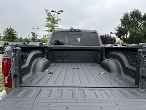 New 2026 RAM 2500 Big Horn AWD/4WD image 32