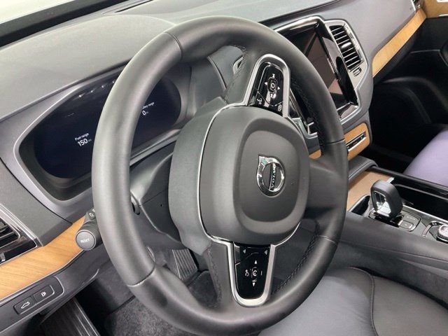 Certified 2025 Volvo XC90 T8 Plus AWD/4WD image 24