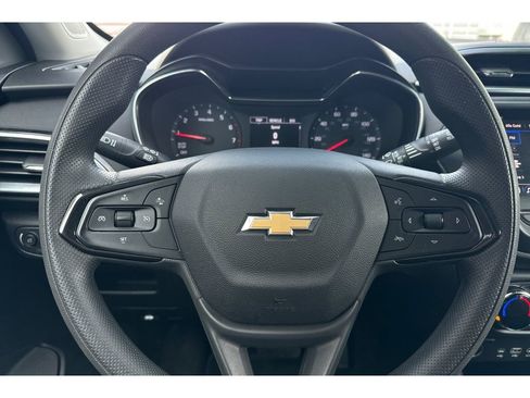Used 2023 Chevrolet TrailBlazer LT image 24