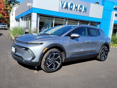 New 2026 Chevrolet Equinox EV LT image 1