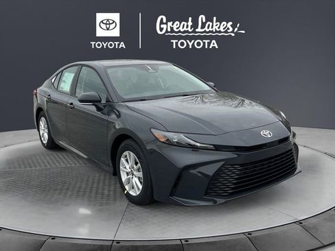 New 2026 Toyota Camry LE image 7